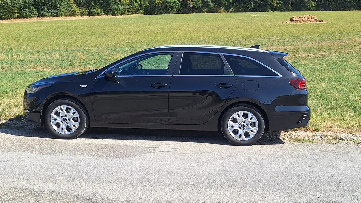 Kia Ceed 2024 photo 3