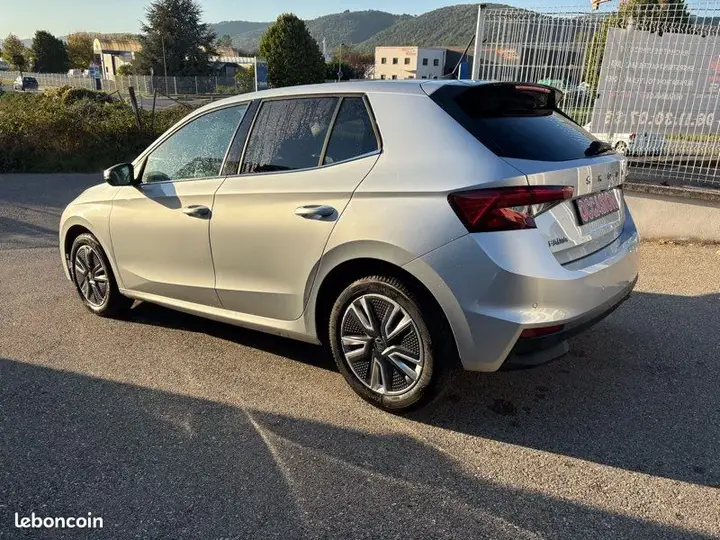 Skoda Fabia 2023 photo 5