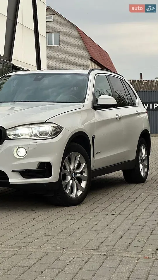 BMW X5 2015 photo 4