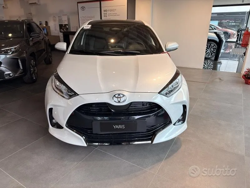Toyota Yaris 2026 photo 2