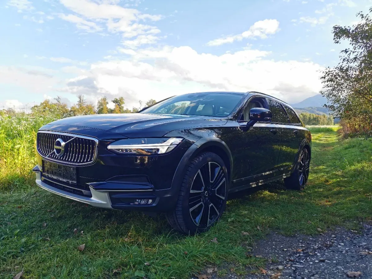 Volvo V90