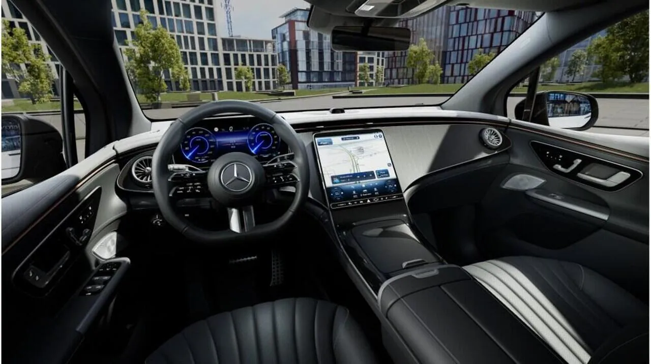 Mercedes-Benz Eqe photo 5