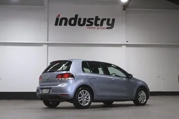 Volkswagen Golf 2012 photo 4