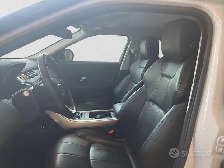 Land Rover Evoque 2017 photo 3
