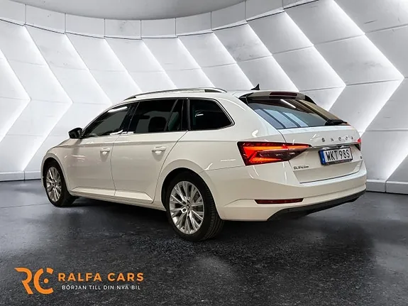 Skoda Superb 2021 photo 4