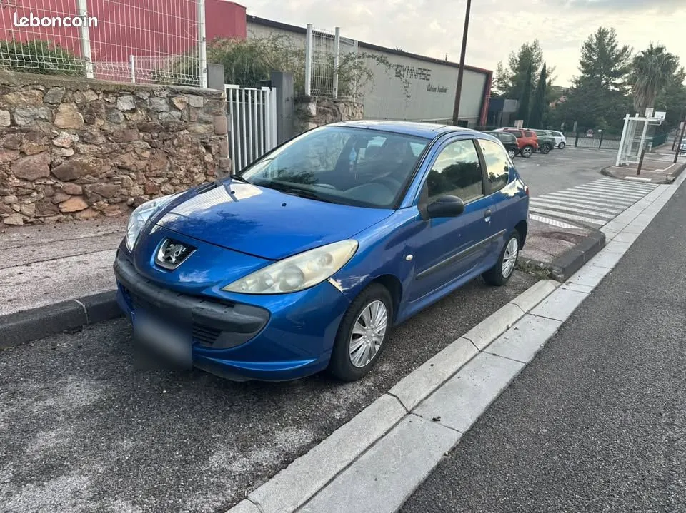 Peugeot 206 2009 photo 3