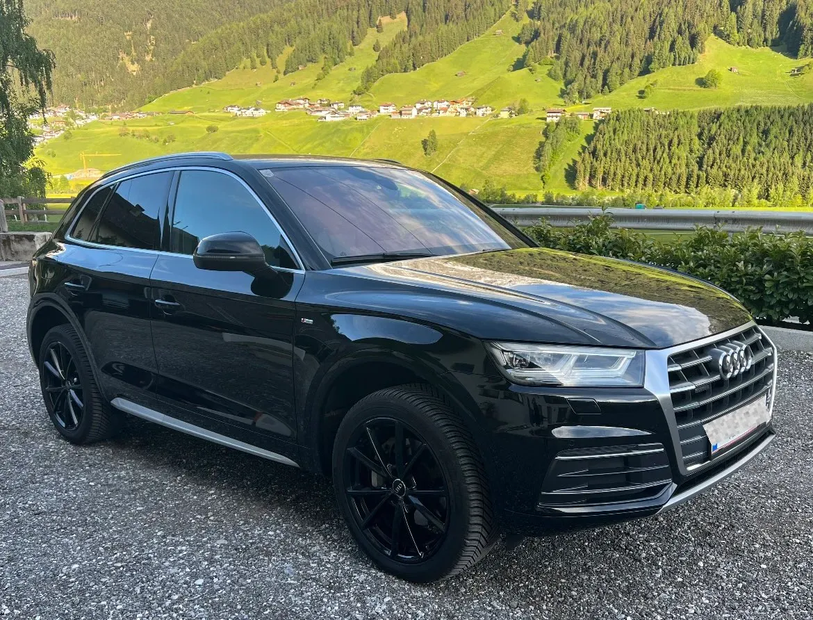 Audi Q5 2017 photo 2