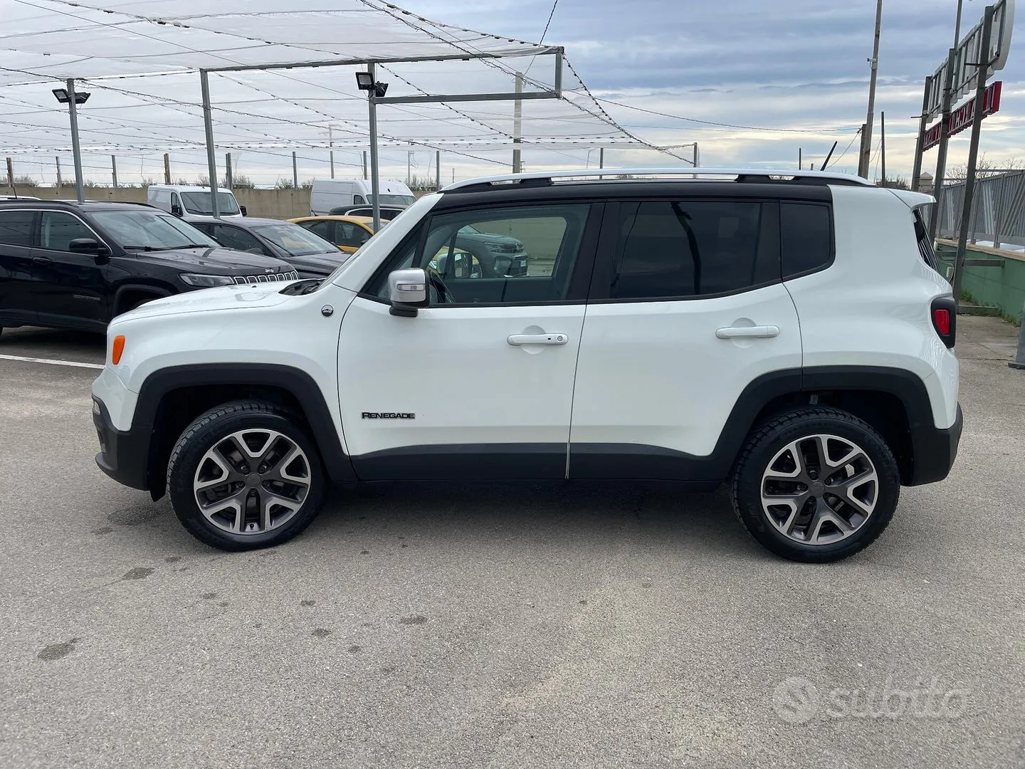 Jeep Renegade 2015 photo 4