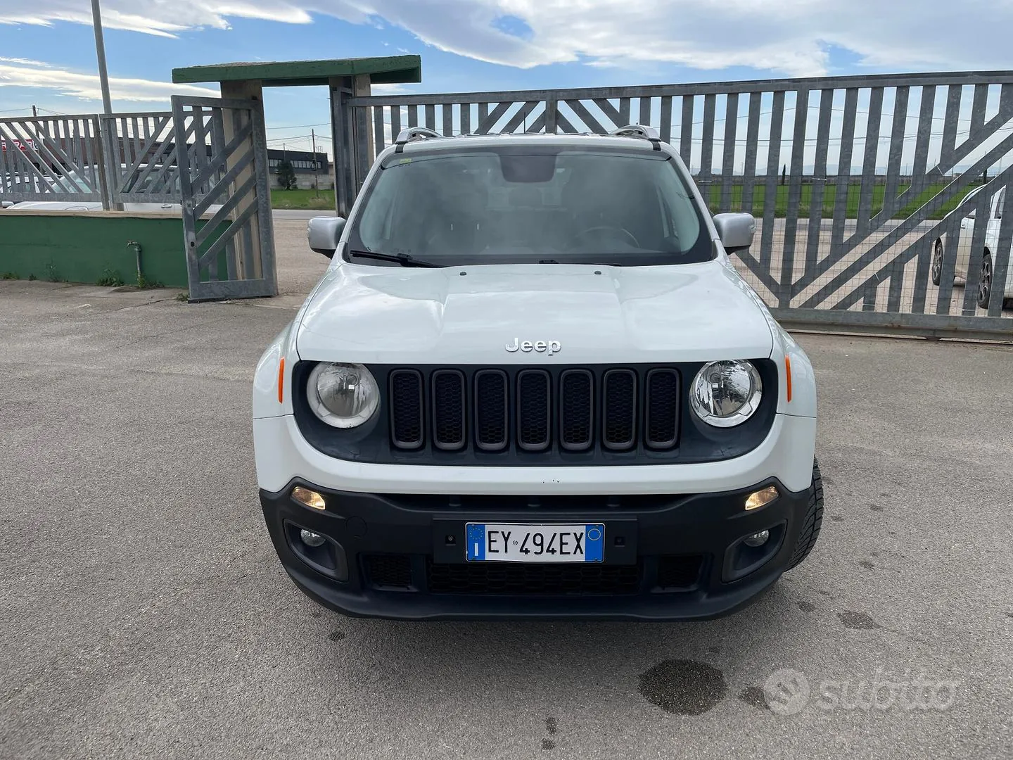 Jeep Renegade 2015 photo 2