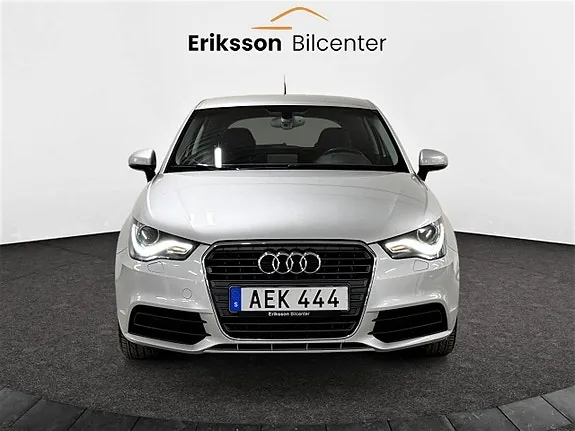 Audi A1 2011 photo 3