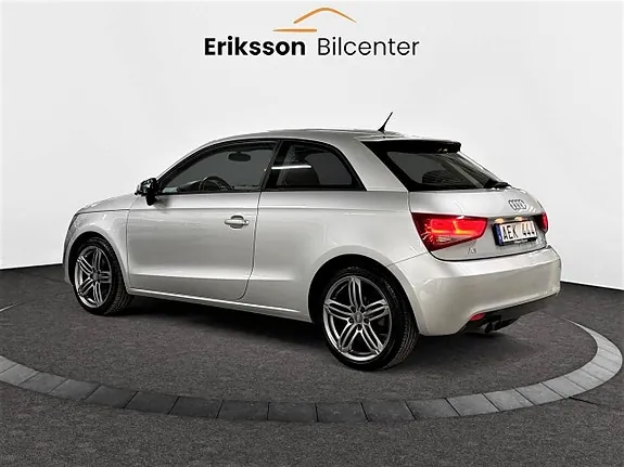 Audi A1 2011 photo 4