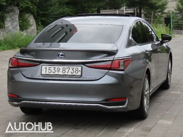 Lexus Es 2021 photo 3