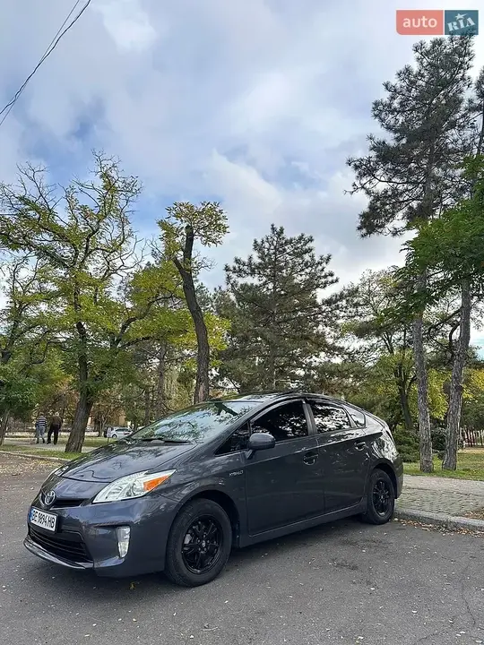 Toyota Prius 2013 photo 3