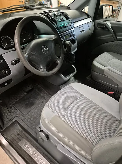 Mercedes-Benz Viano 2010 photo 4