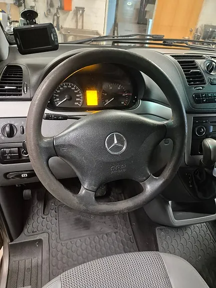 Mercedes-Benz Viano 2010 photo 3