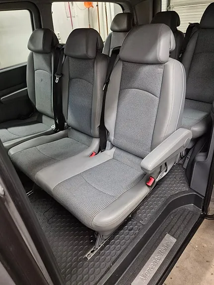 Mercedes-Benz Viano 2010 photo 5