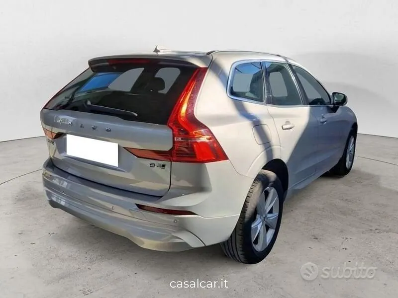 Volvo Xc60 2022 photo 3