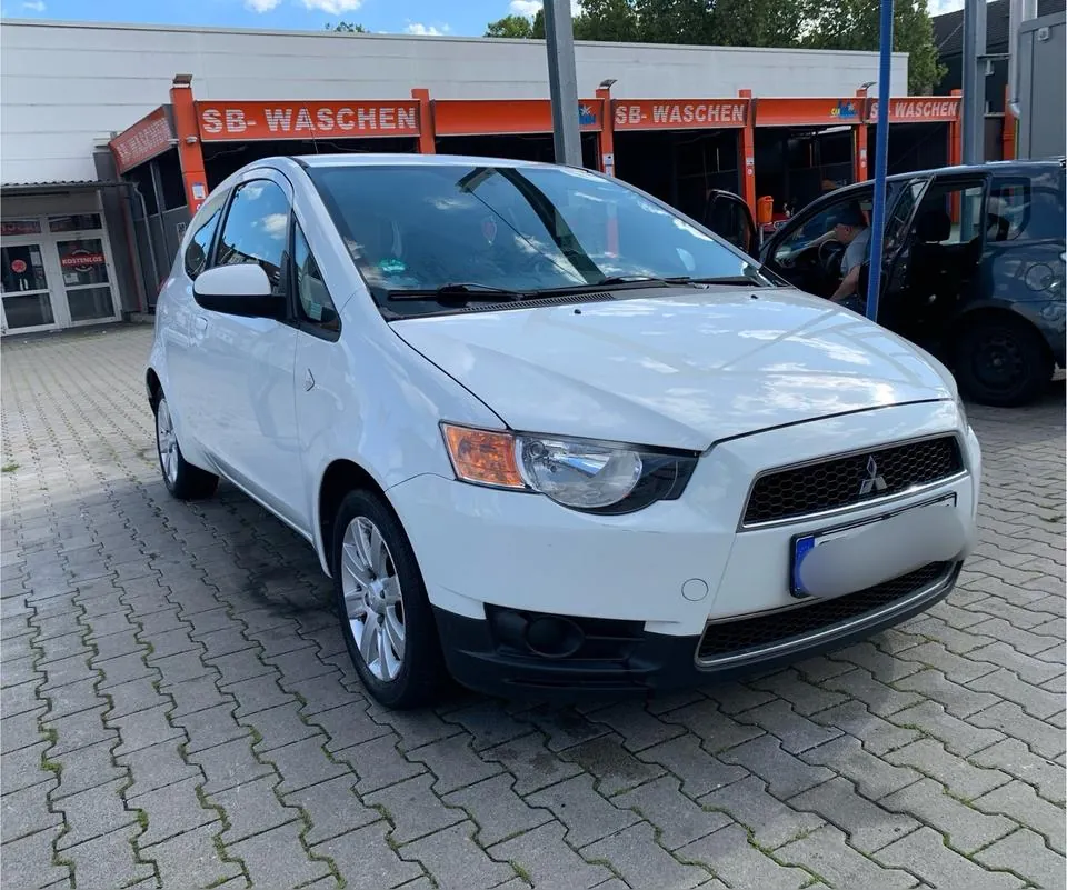 Mitsubishi Colt
