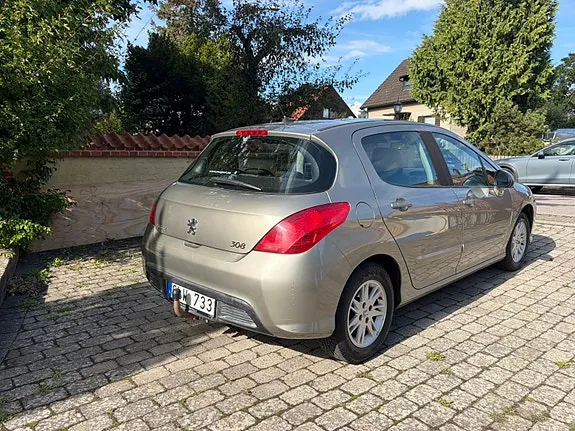 Peugeot 308 2011 photo 4