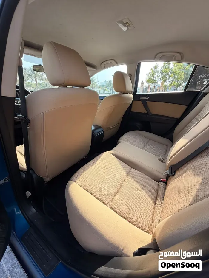 Mazda 3 2012 photo 3