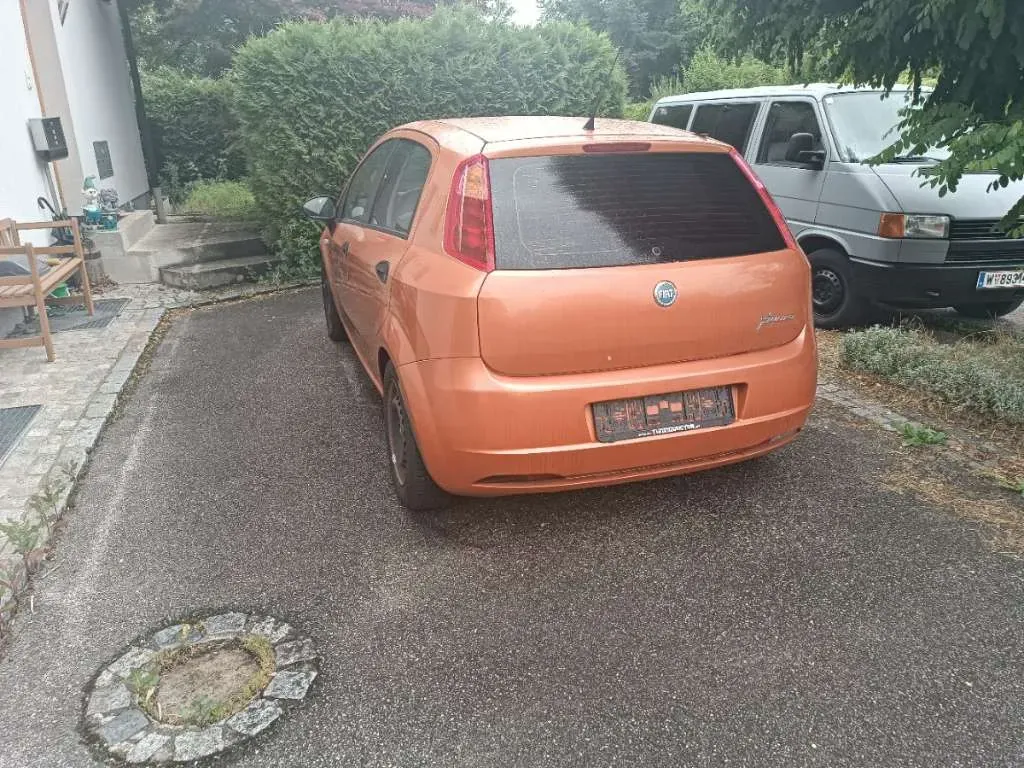 Fiat Grande Punto 2007 photo 3