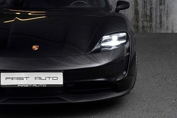 Porsche Taycan 2021 photo 4