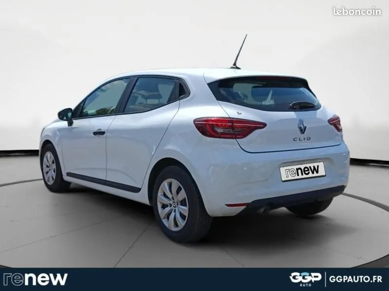 Renault Clio 2023 photo 3