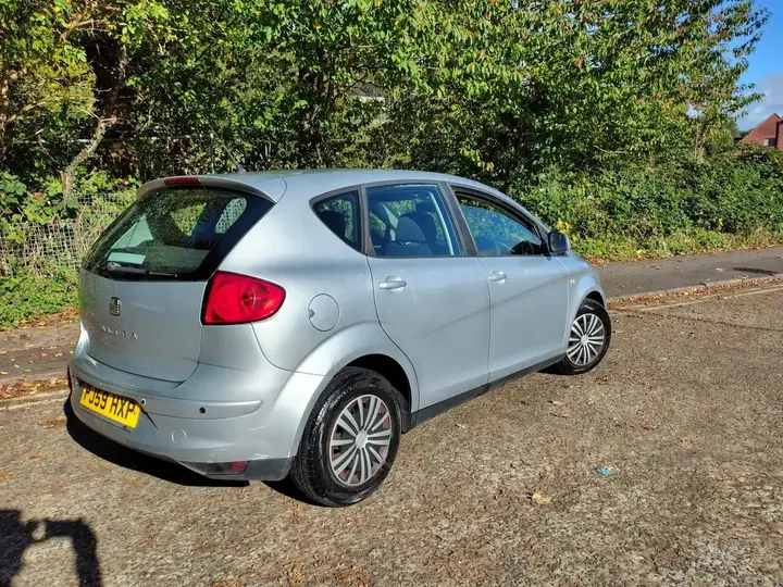 Seat Altea 2010 photo 2