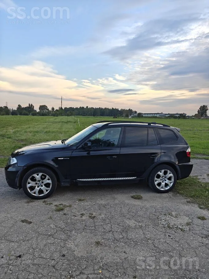 BMW X3 2005 photo 2