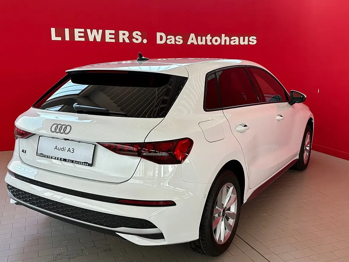 Audi A3 Sportback 2026 photo 3