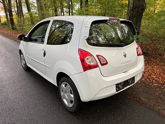 Renault Twingo 2012 photo 2