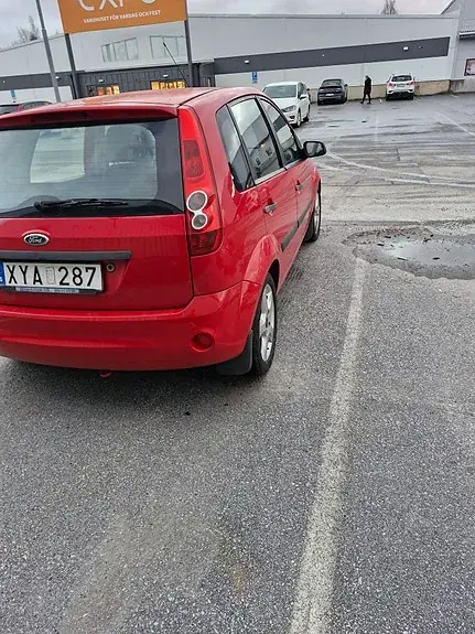 Ford Fiesta 2006 photo 4