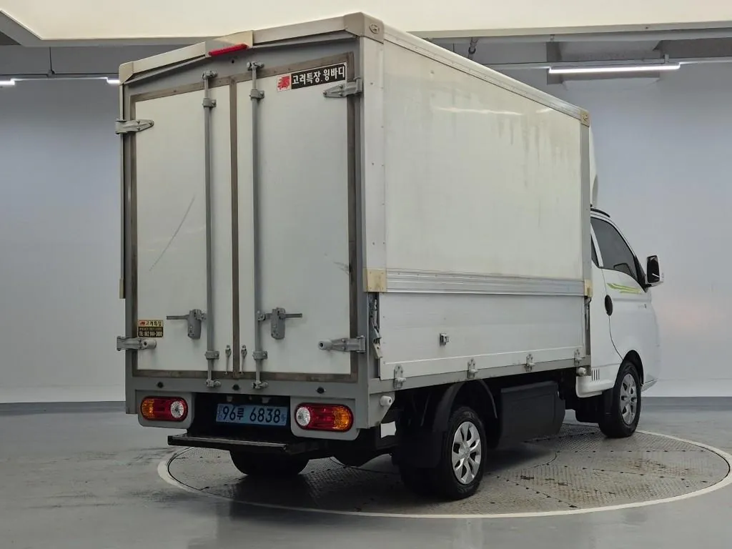 Hyundai Porter Ii 2021 photo 3