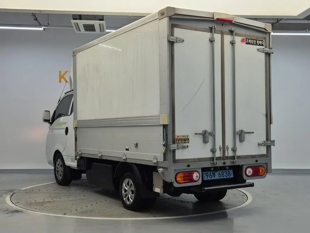 Hyundai Porter Ii 2021 photo 2