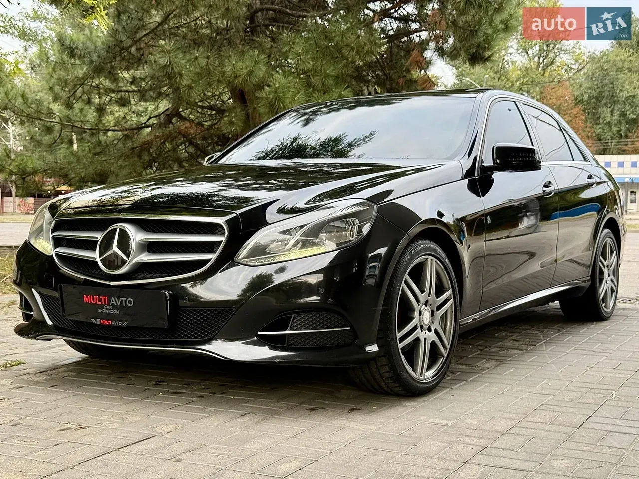 Mercedes-Benz E-Class 2013 photo 4