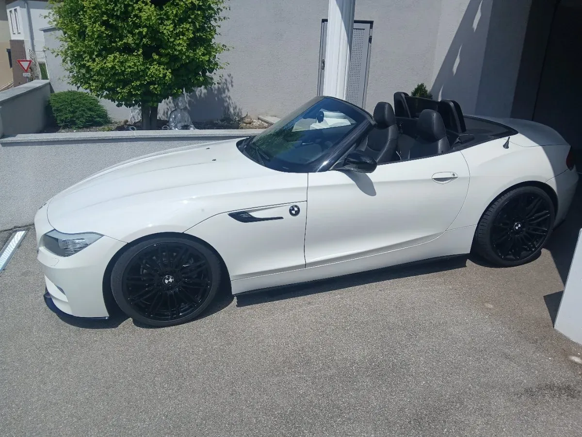 BMW Z4 2009 photo 3
