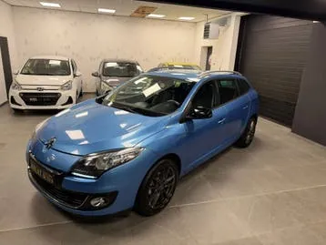 Renault Megane 2012 photo 2