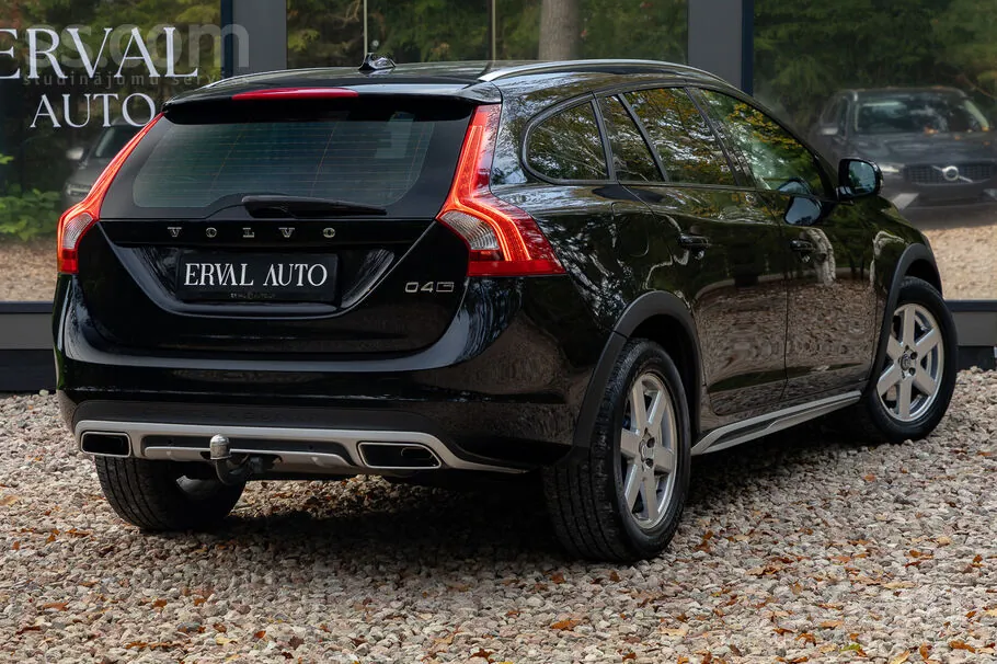 Volvo V60 2017 photo 4