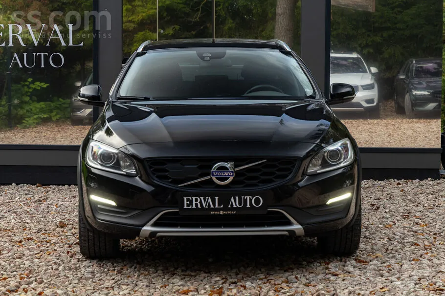 Volvo V60 2017 photo 2