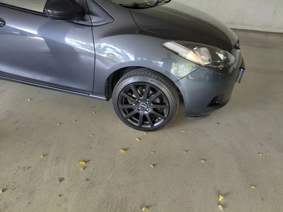 Mazda Mazda2 2008 photo 2