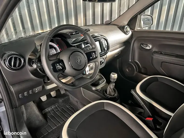 Renault Twingo 2024 photo 3