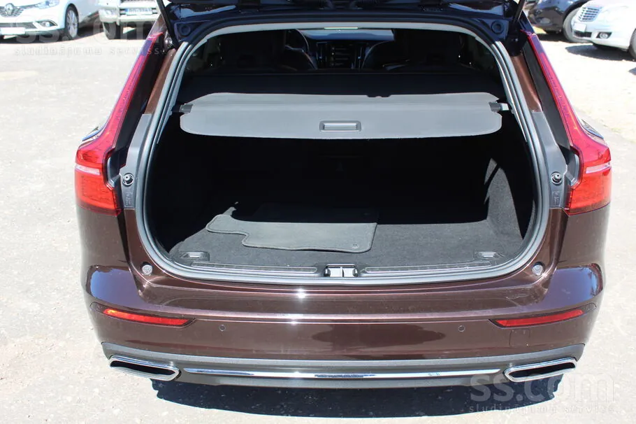 Volvo V60 2019 photo 5