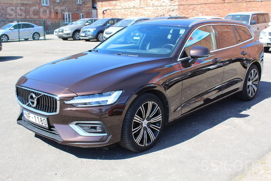 Volvo V60 2019 photo 2