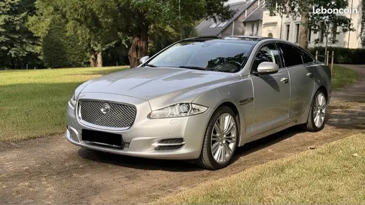 Jaguar Xj 2013 photo 2