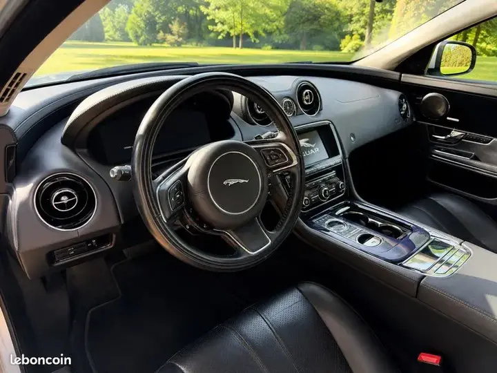 Jaguar Xj 2013 photo 5