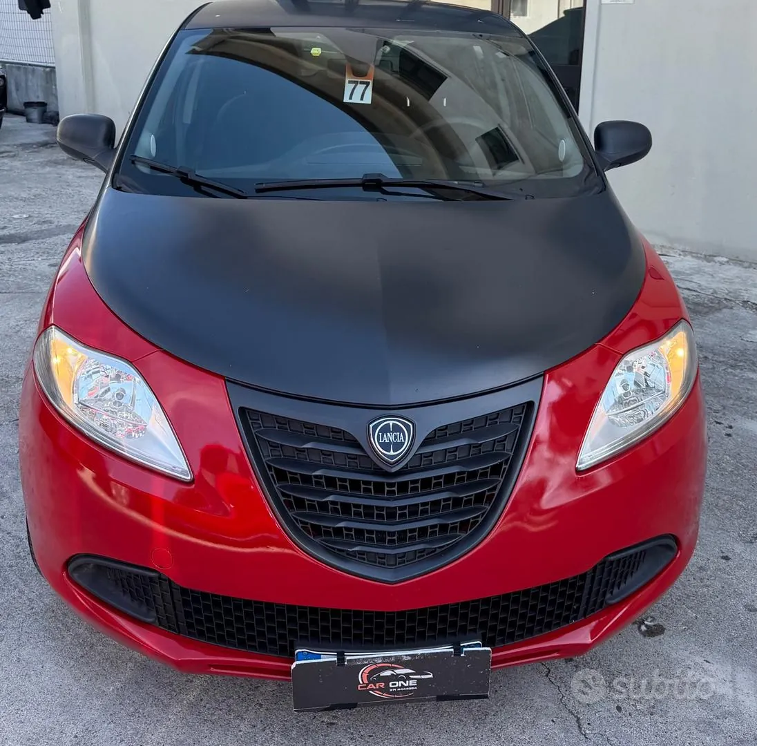 Lancia Ypsilon 2013 photo 2