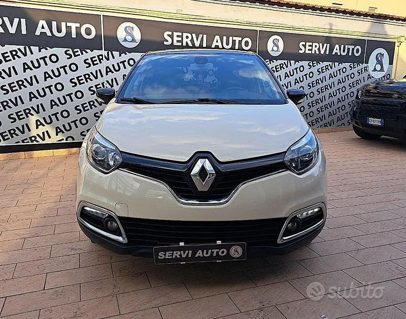 Renault Captur 2015 photo 2