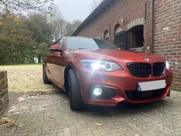 BMW 220I