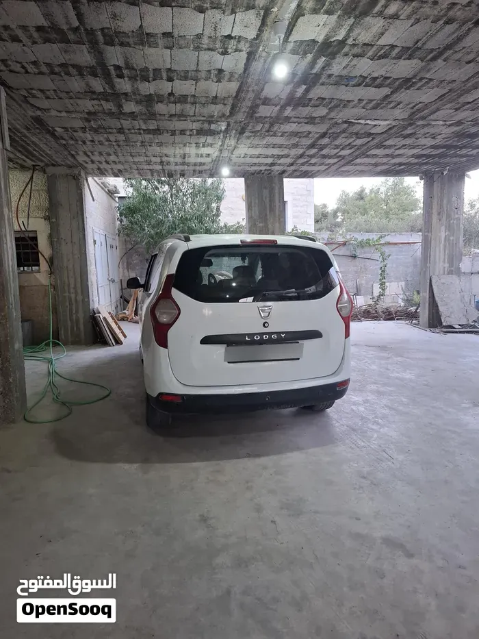 Dacia Logan 2016 photo 2
