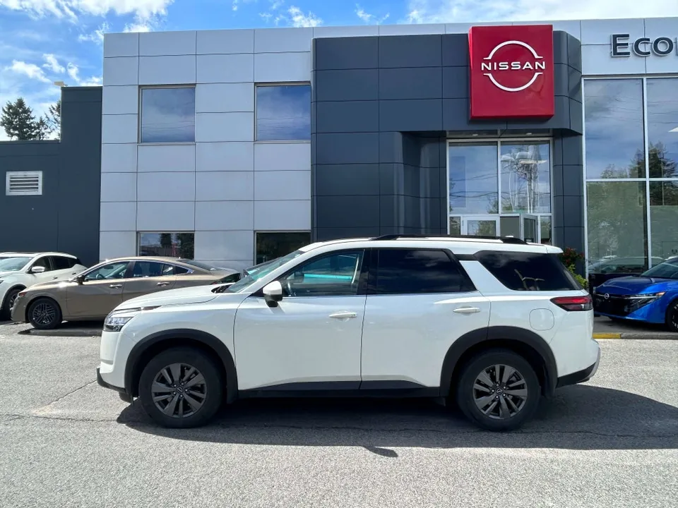 Nissan Pathfinder 2022 photo 2